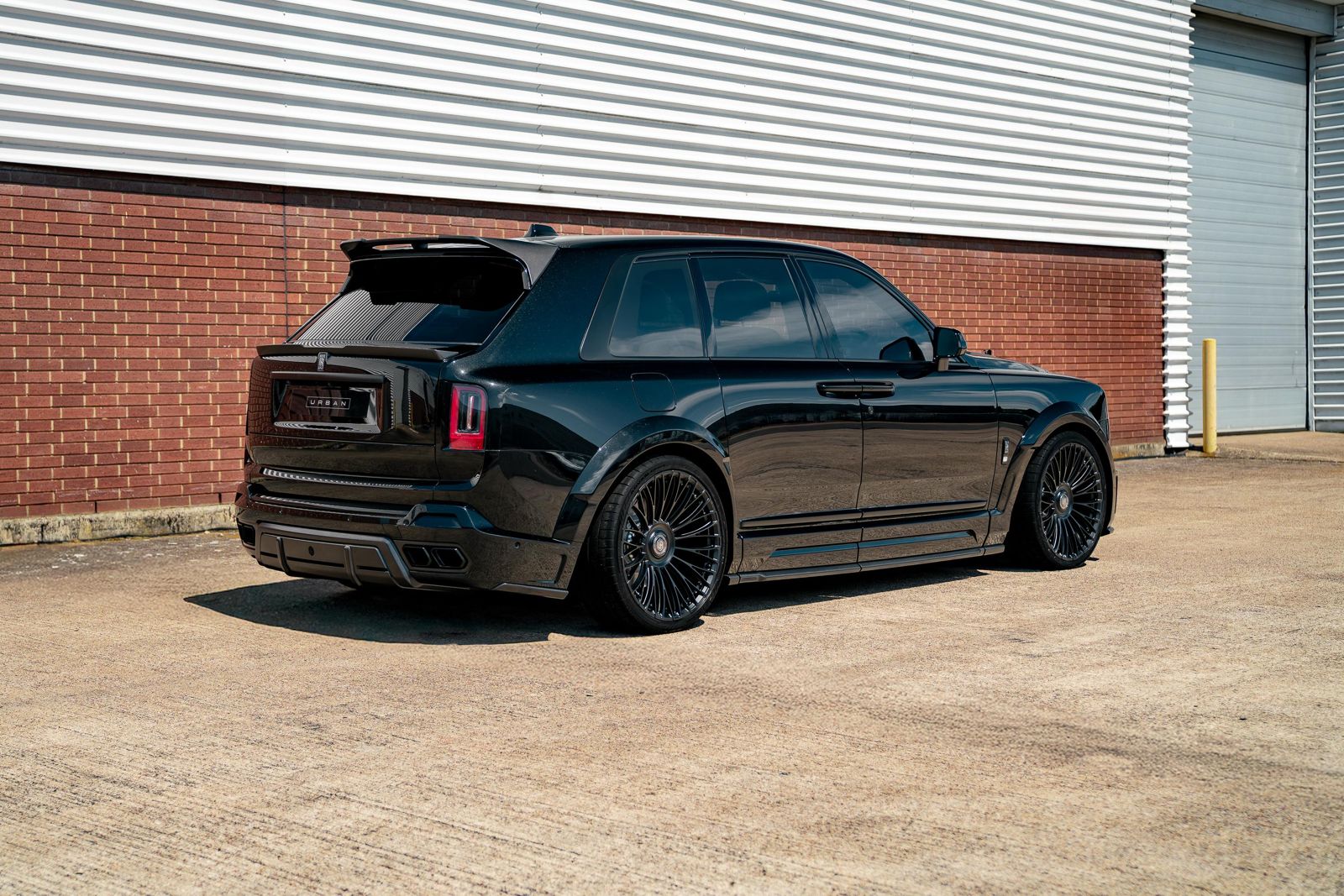 Rolls Royce Cullinan Series 2 Carbon Fiber Widetrack Program