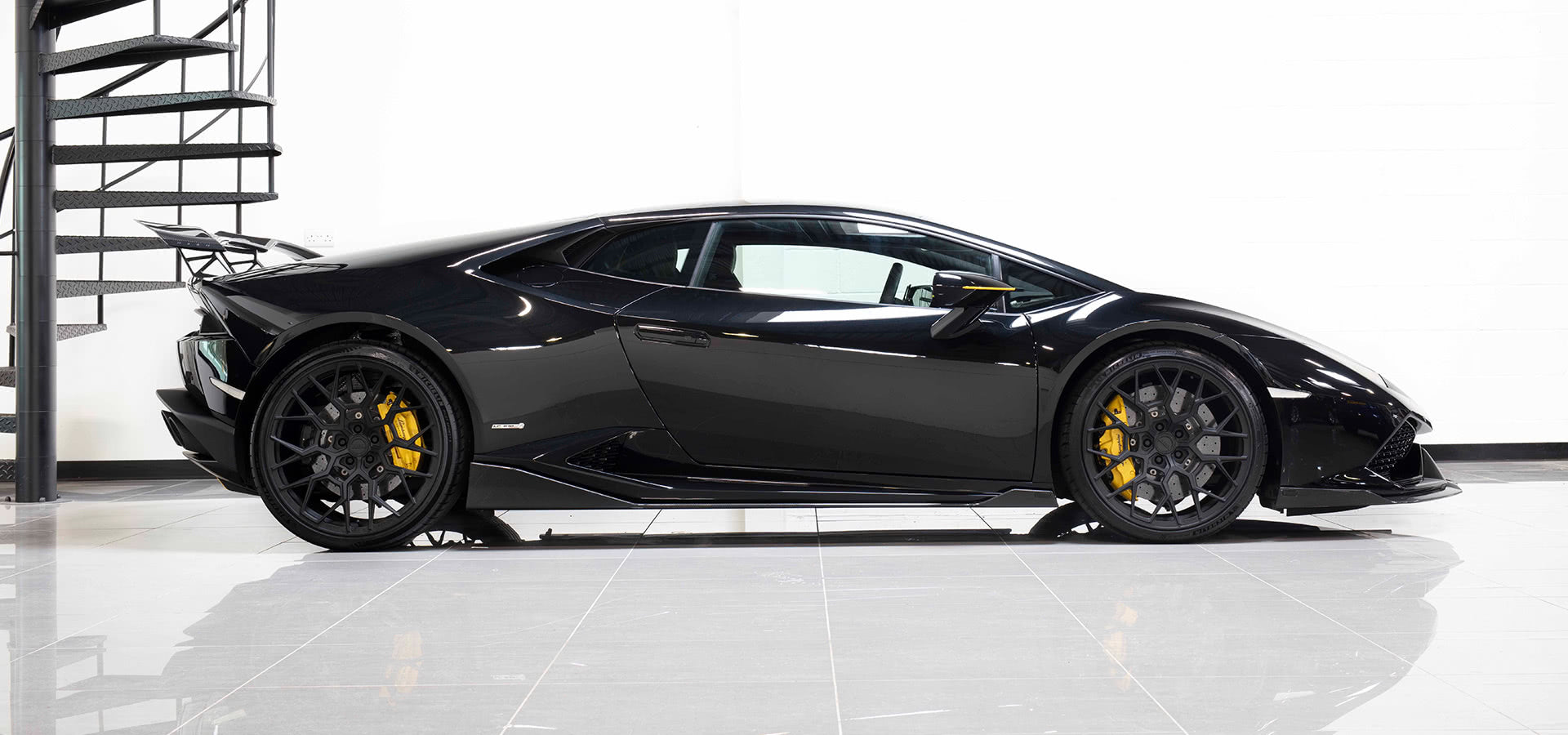 Lamborghini Huracan LP Visual Carbon Fiber Aero Program