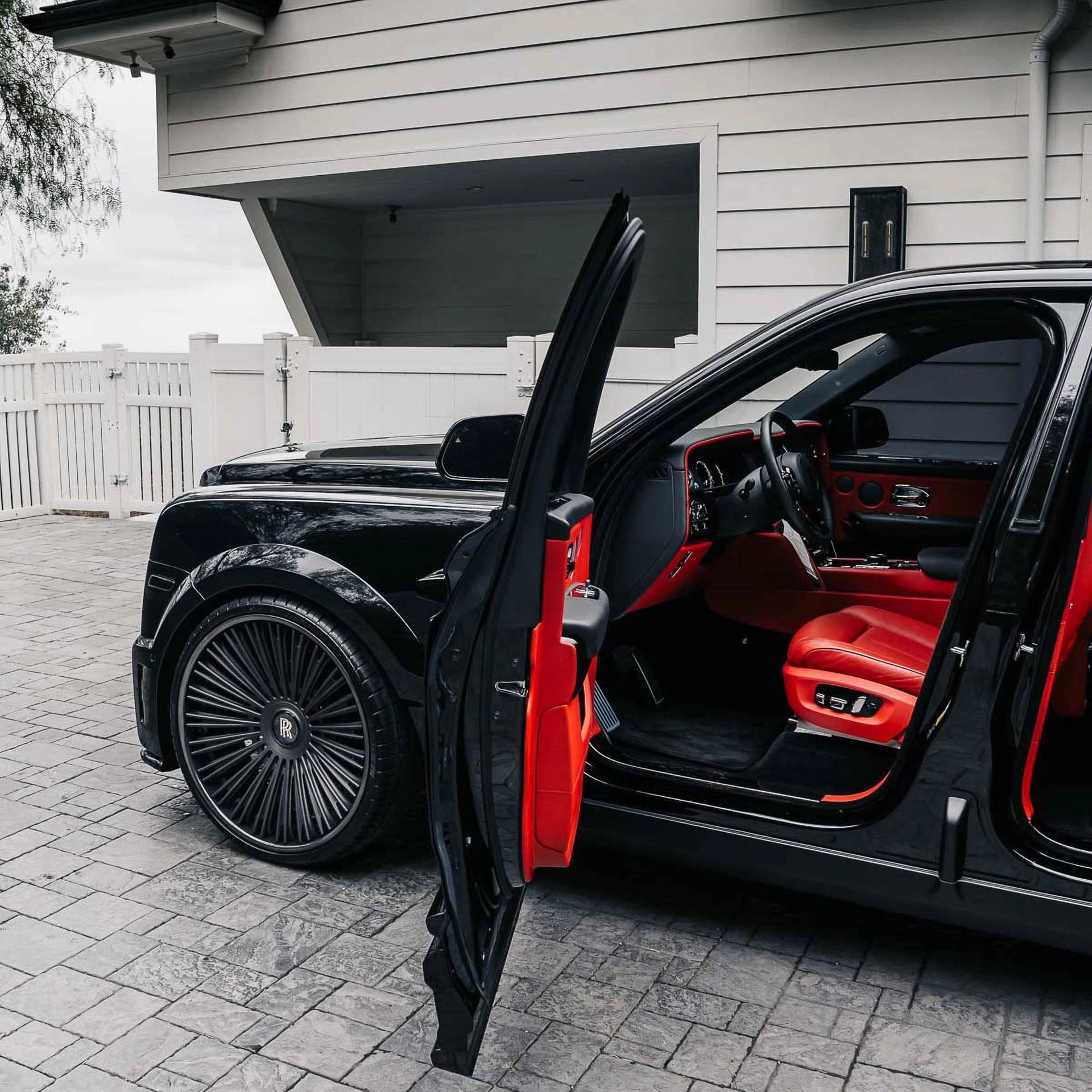 Rolls Royce Cullinan Series 1 Carbon Fiber Widetrack Program
