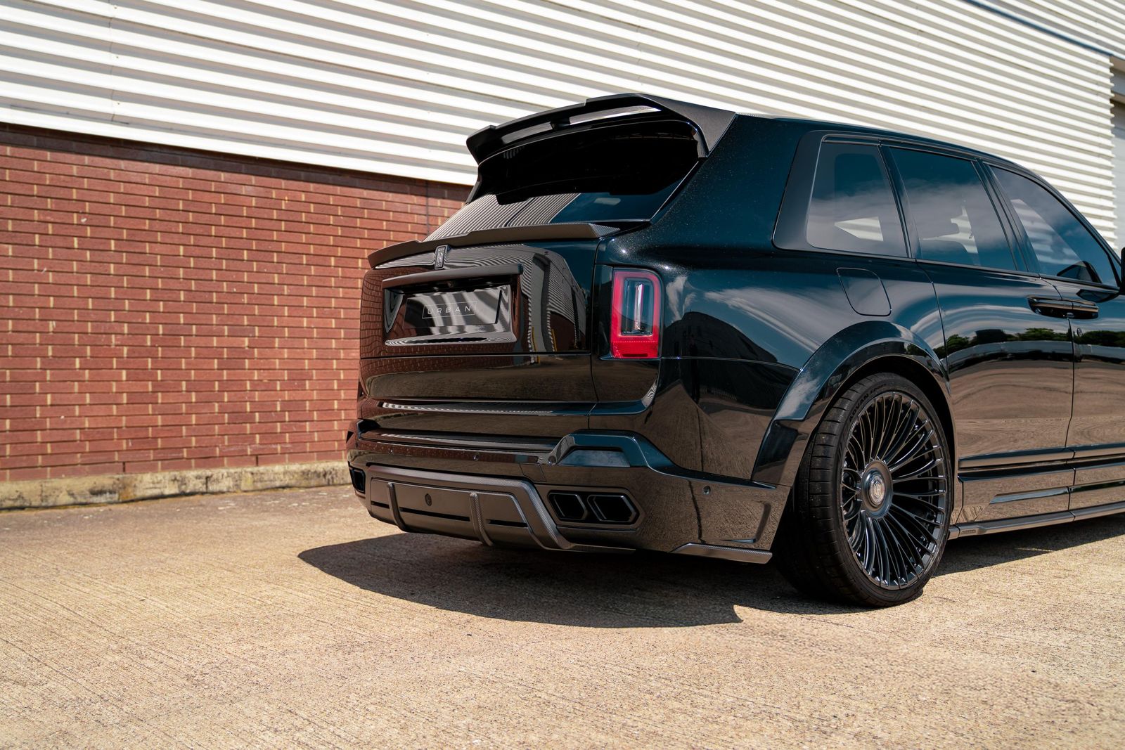 Rolls Royce Cullinan Series 2 Carbon Fiber Widetrack Program
