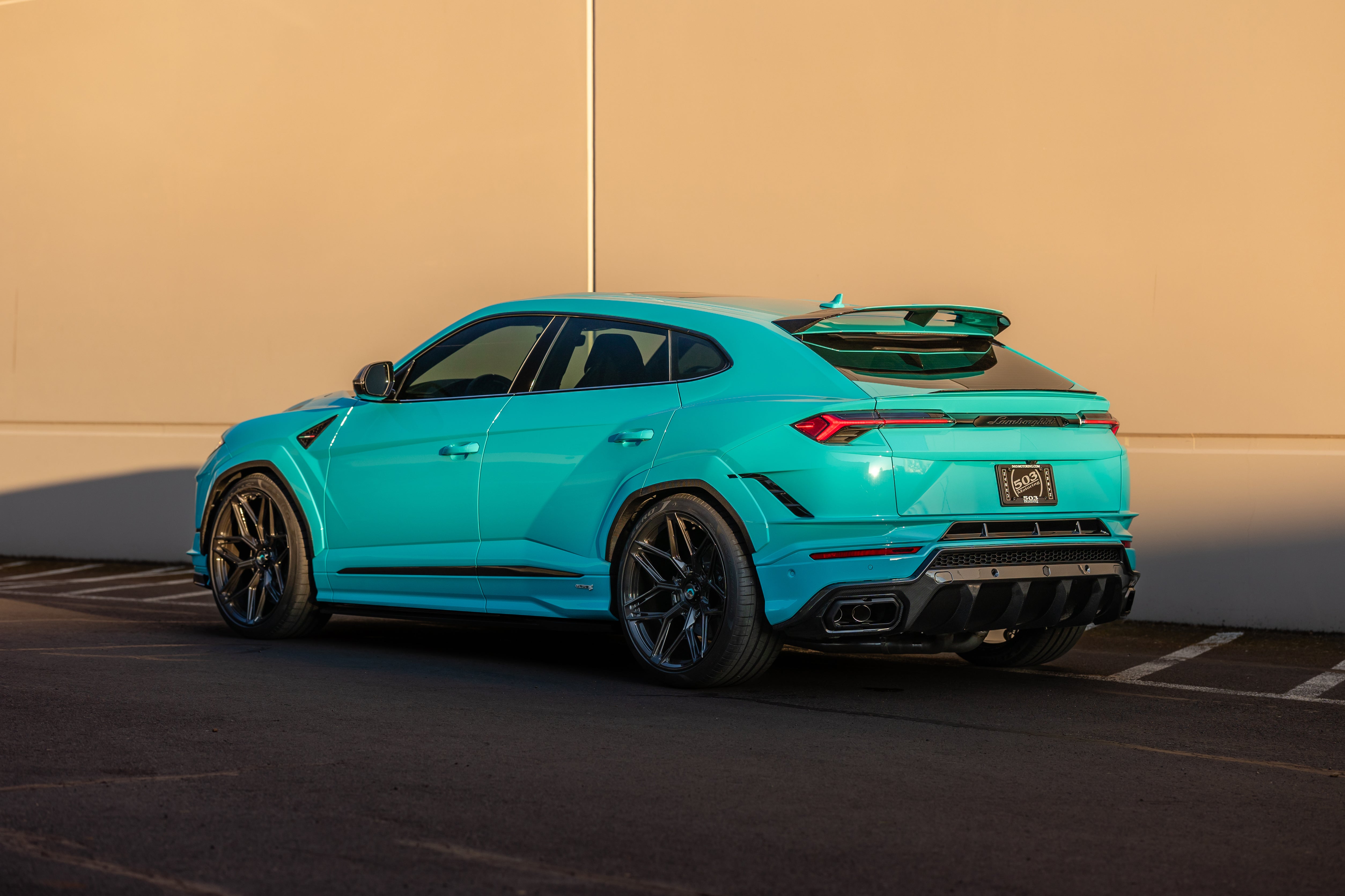 Lamborghini Urus S Carbon Fiber Widetrack Program