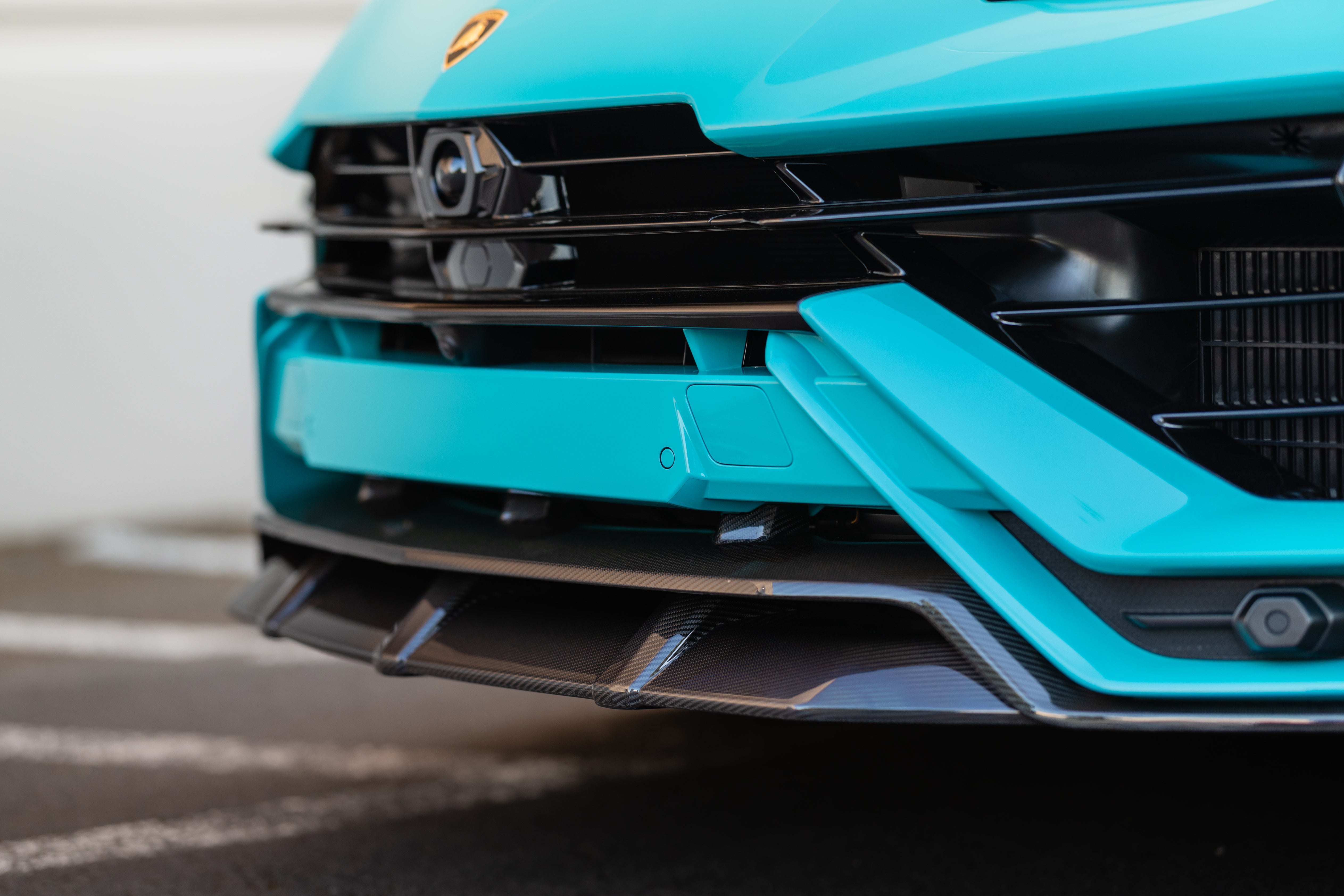 Lamborghini Urus S Carbon Fiber Widetrack Program