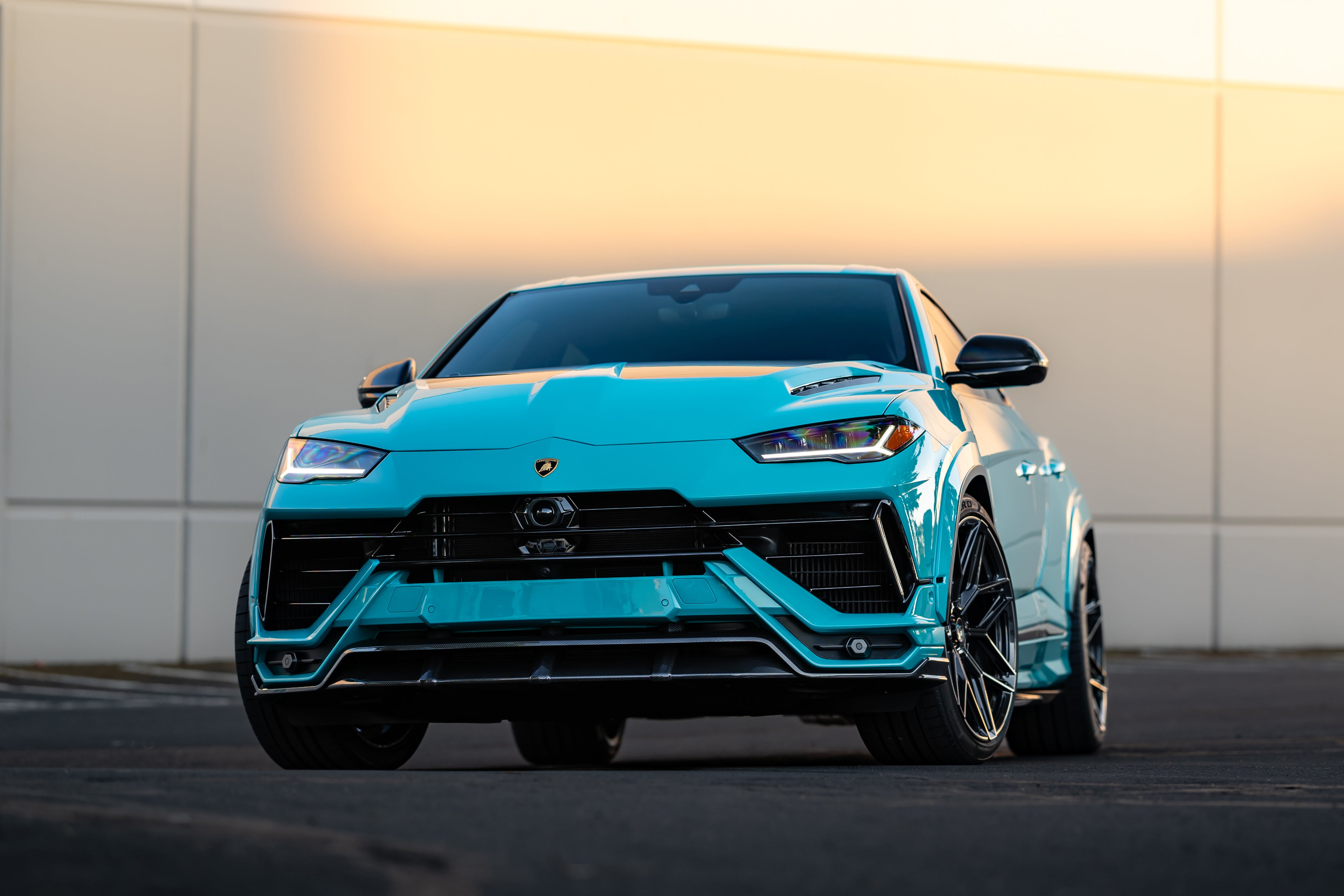 Lamborghini Urus S Carbon Fiber Widetrack Program
