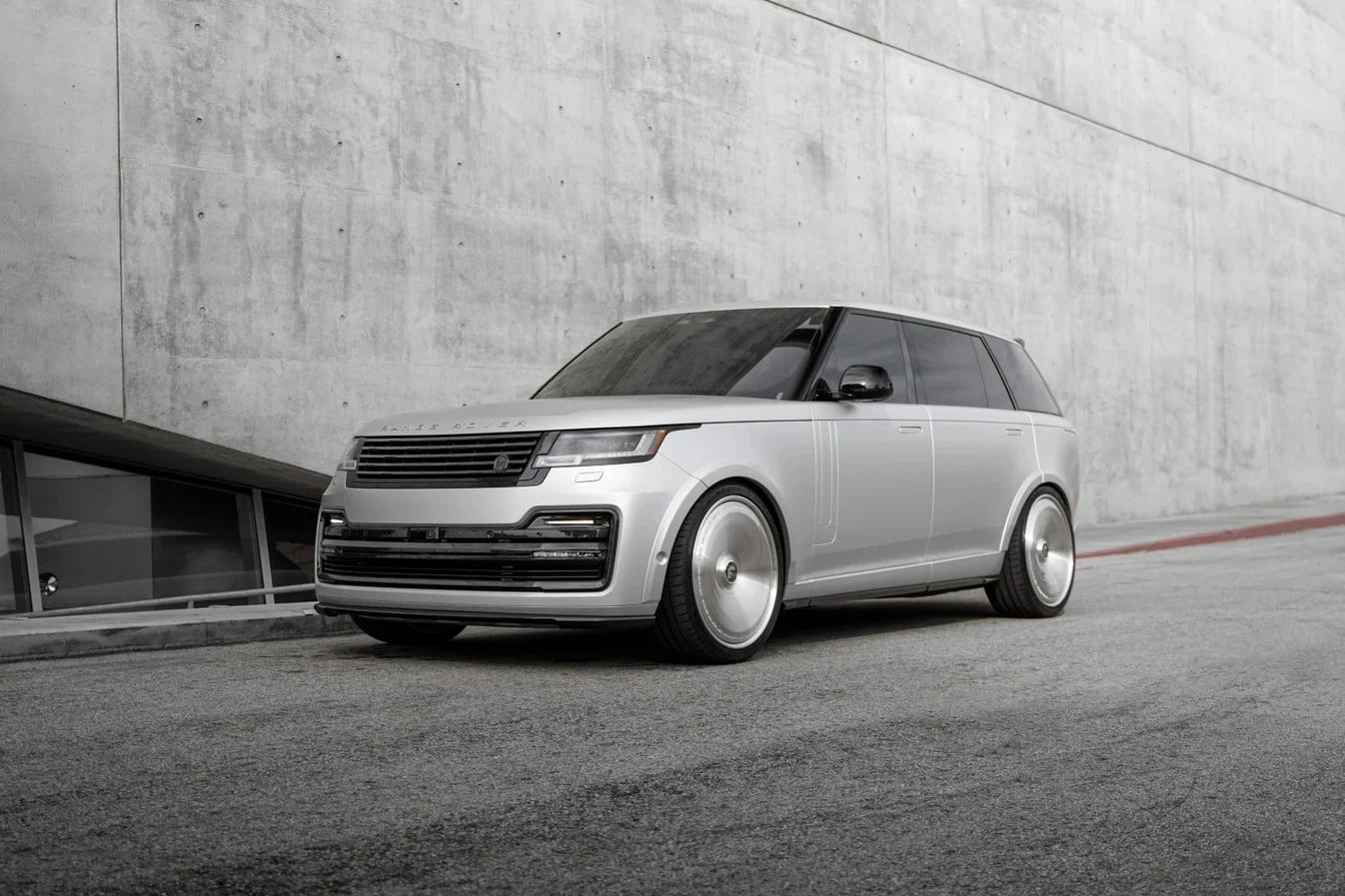 Range Rover Full Size L460 Carbon Fiber Widetrack Program